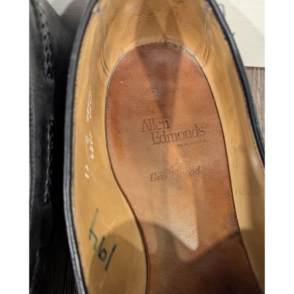 Allen Edmonds Brookwood Tassel Black Loafers Size 13 main image 7